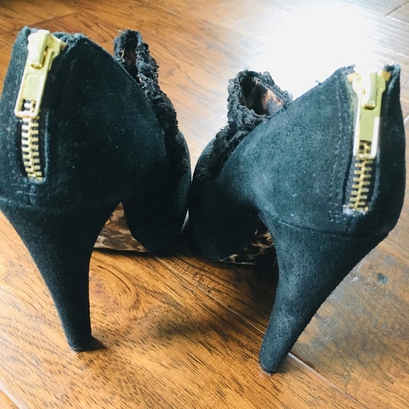 Betsey Johnson Pumps - Picture 3 of 3